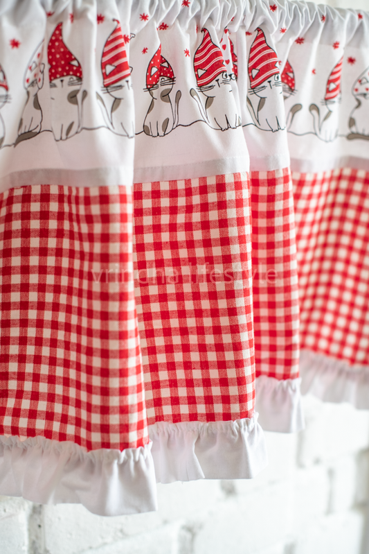KITCHEN VALANCE-Cotton printed with Red gingham