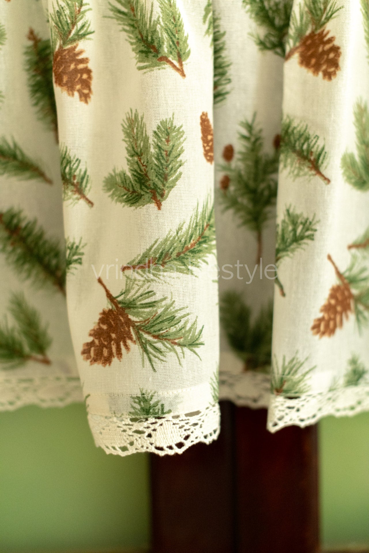 KITCHEN VALANCE-Cotton printed( with lace detailing(customisable )