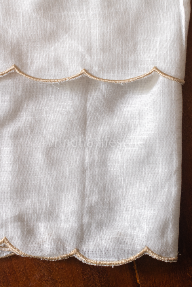 KITCHEN VALANCE-Cotton slub -scallop border