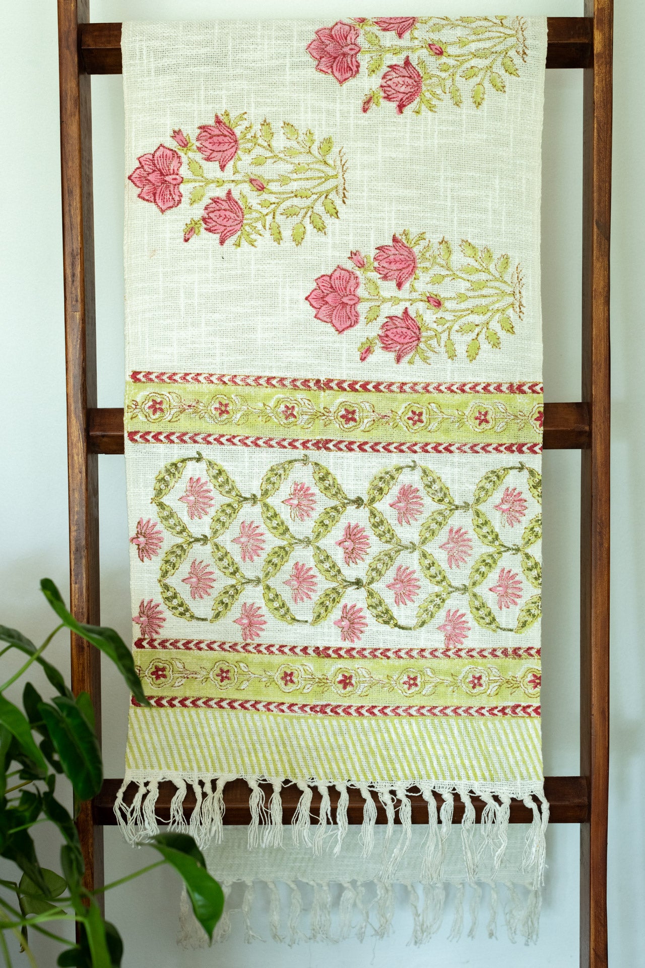 TABLE RUNNERS – Vrindha Lifestyle