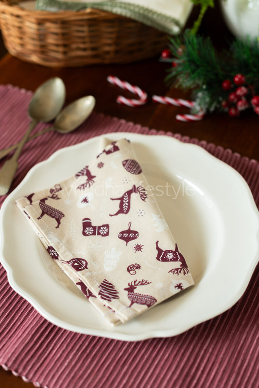 PLACEMATS AND NAPKINS-Set of 6 placemats and 6 napkins