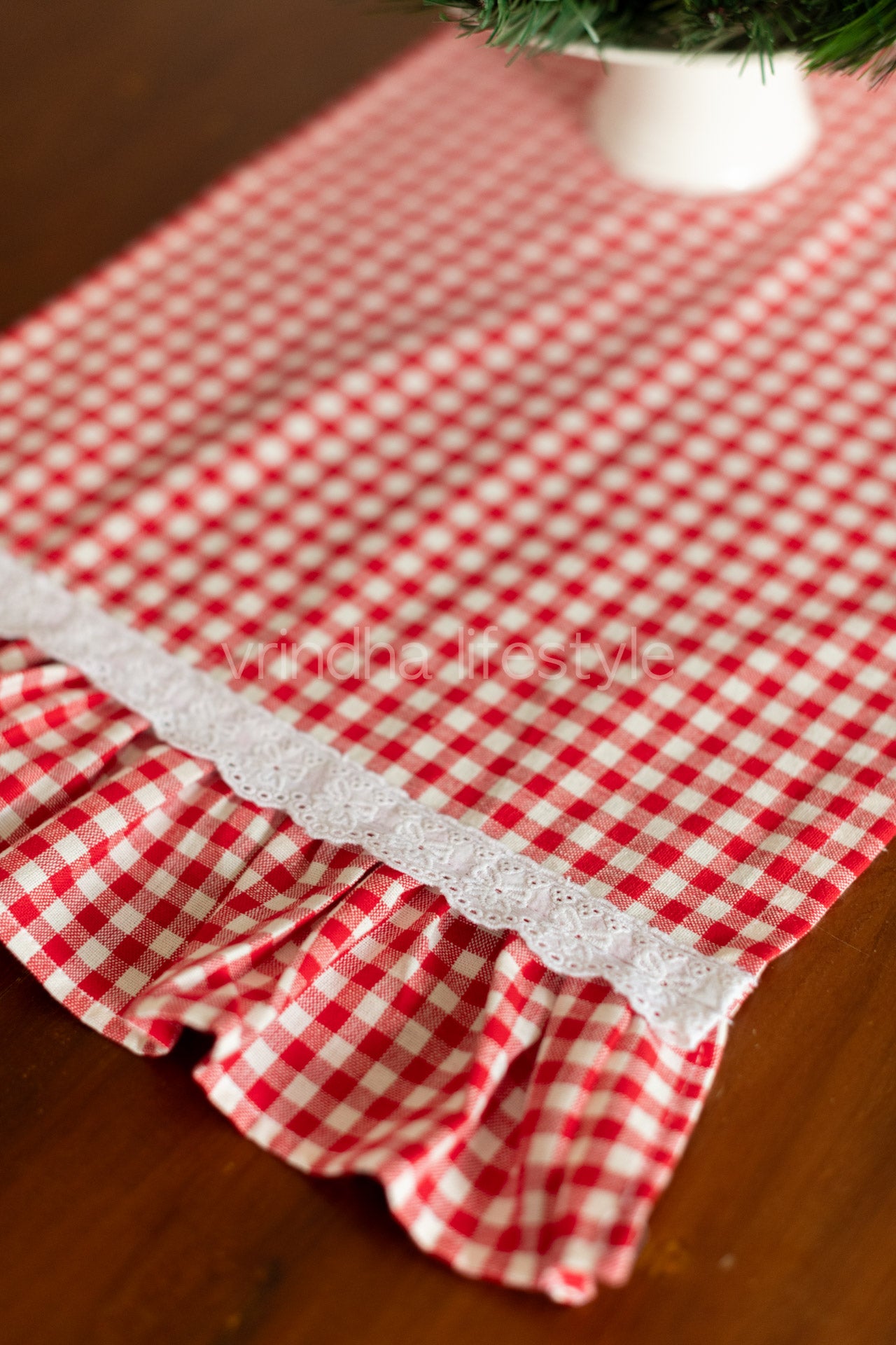 Cotton table runner with frill-Gingham fabric with lace detailing