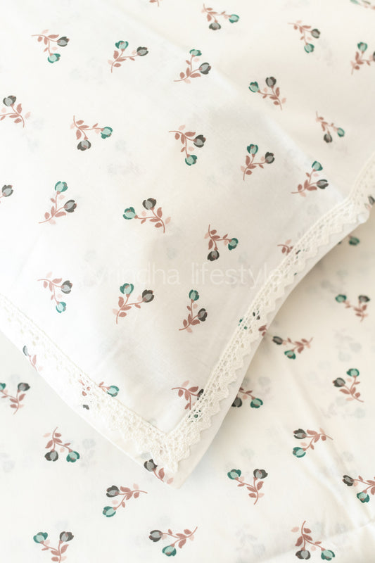 Floral print cotton Bedsheet and pillow covers with lace detailing-Queen size