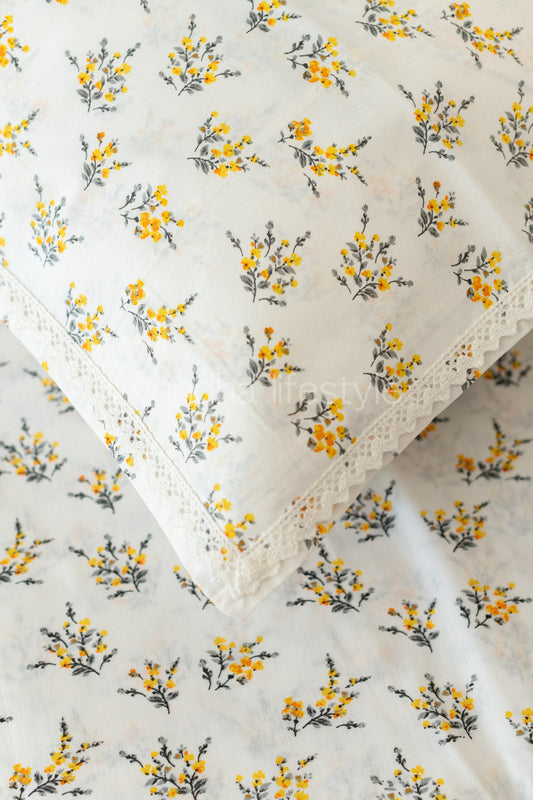 Floral print cotton Bedsheet and pillow covers with lace detailing-Queen size