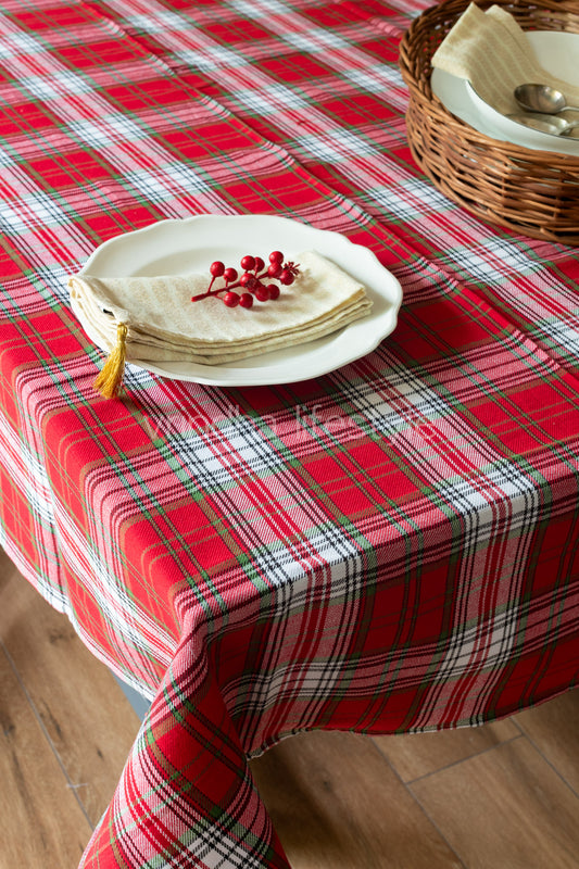 CHRISTMAS THEME PLAID TABLE CLOTH-6 to 8 seater( customisable)