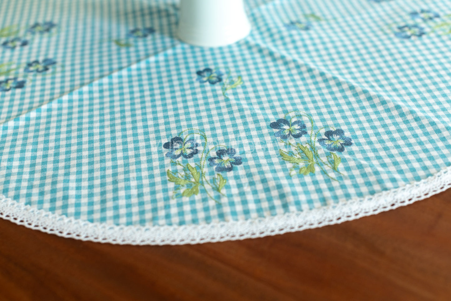 Round table mat with embroidery and lace detailing-24 inches-customisable