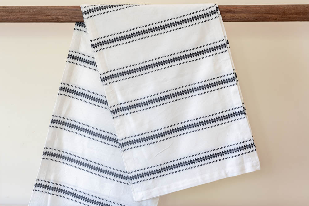 WOVEN STRIPES COTTON TABLE RUNNER914 x 108 Inches)