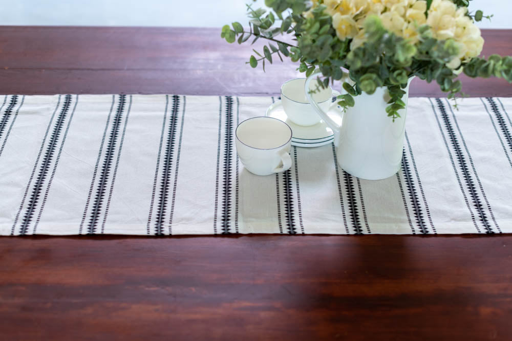 WOVEN STRIPES COTTON TABLE RUNNER914 x 108 Inches)