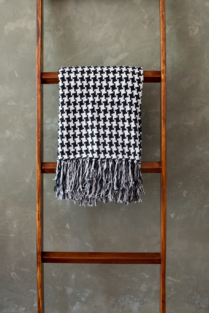 HOUNDSTOOTH WOVEN THROW BLANKET-48x60 inches
