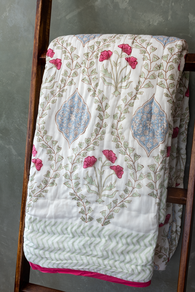 MUGHAL JAAL-REVERSIBLE COTTON QUILT-queen size