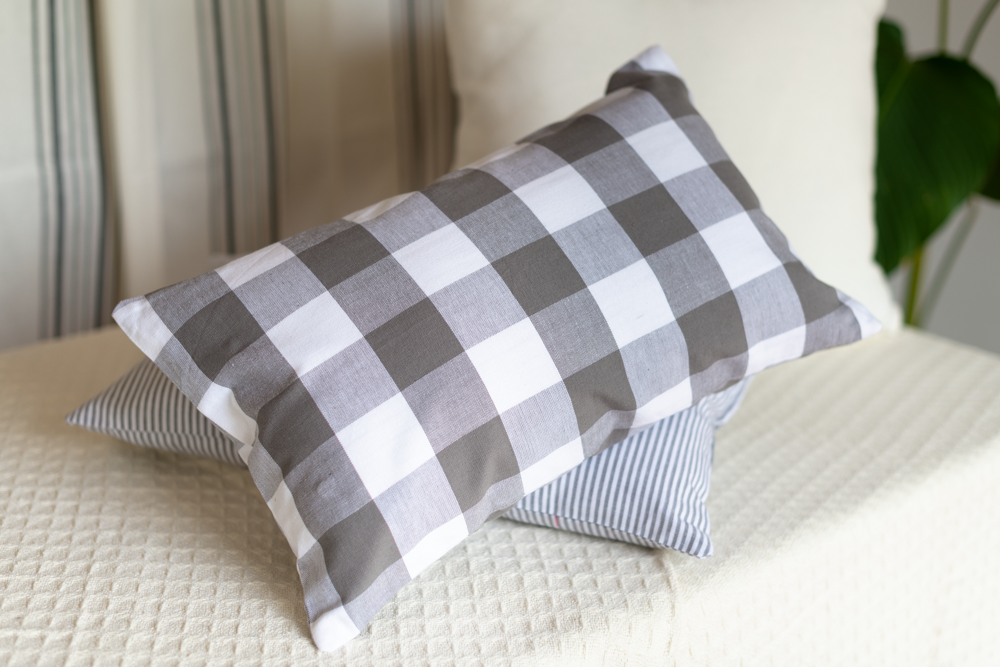 COTTON BUFFALO CHECKS CUSHION COVER-12" x 20"(Set of 2)