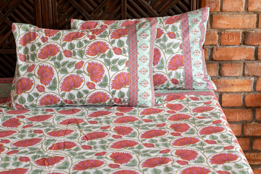 GULMOHAR FLORAL COTTON BEDSHEET SET-Super king size