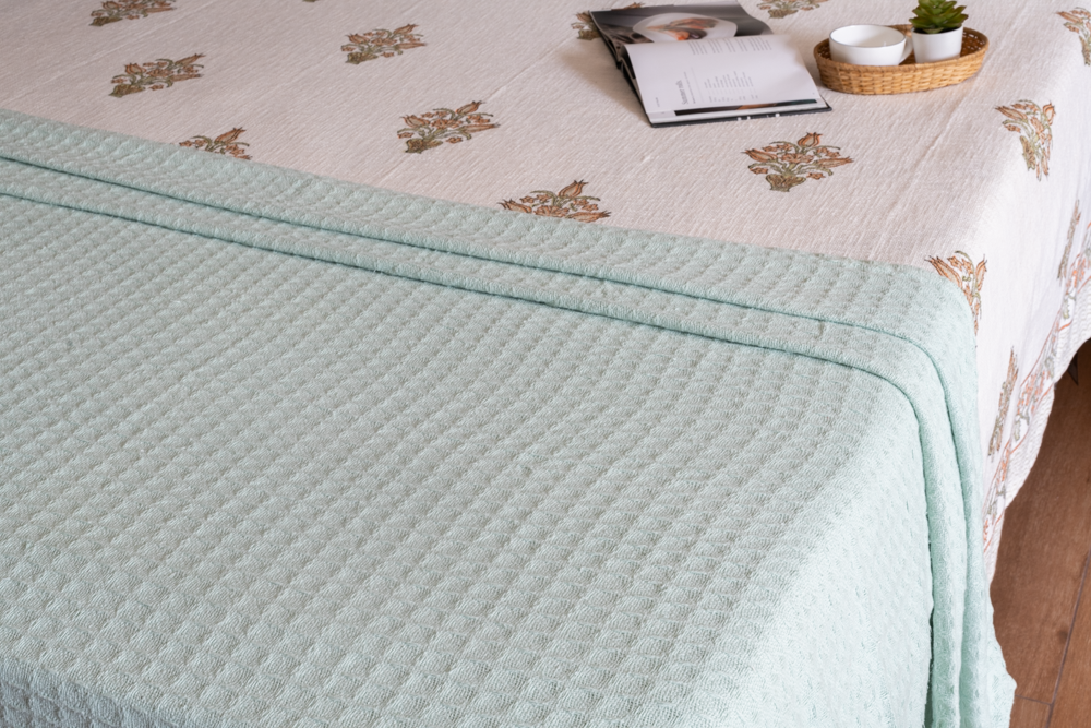 WAFFLE WEAVE COTTON BLANKET-QUEEN SIZE