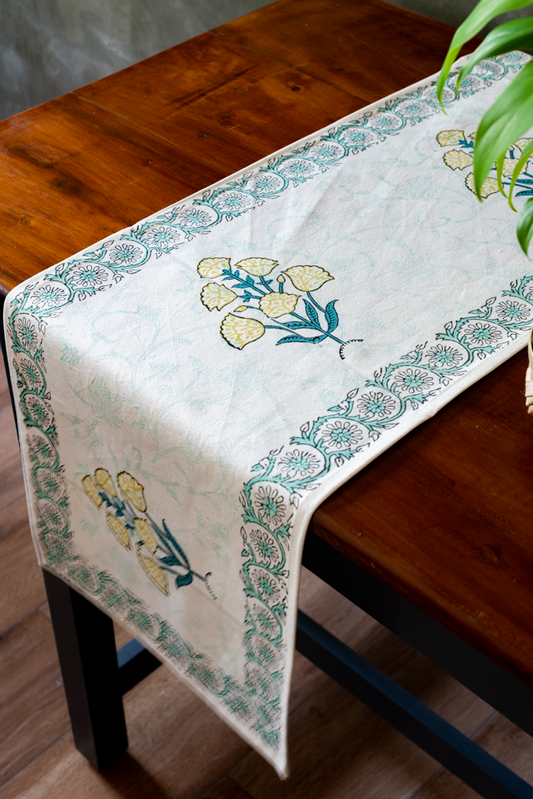 HANDBLOCK PRINTED TABLE RUNNER(13 x 72 inches)